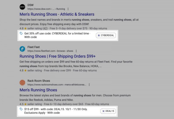Google Ergebnisseite aus den USA zum Keyword "running shoes" mit hervorgehobenen Rabatt-Codes einzelner Suchergebnisse als Rich Result.