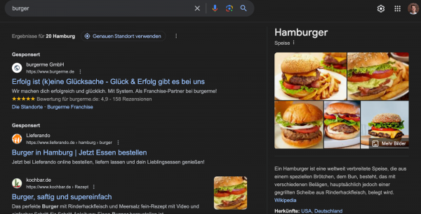 Ein Screenshot aus der Suchergebnis Seite zu dem Suchbegriff "Burger". Gezeigt werden 2 Werbeanzeigen zu Lieferdiensten, eine Rezeptseite und ein Ergebnis aus Wikipedia.